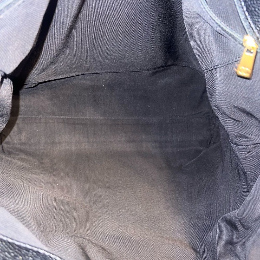 Vintage Chanel Caviar Leather Tote - Picture 11 of 12